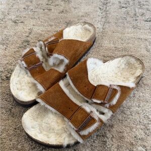 Birkenstock Tan Shearling Lined Sandals